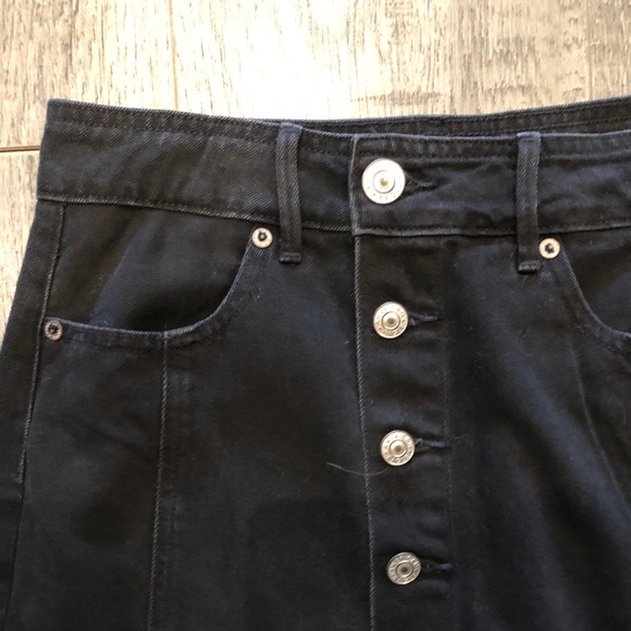 American Eagle Jean Skirt - Picture 2 of 5